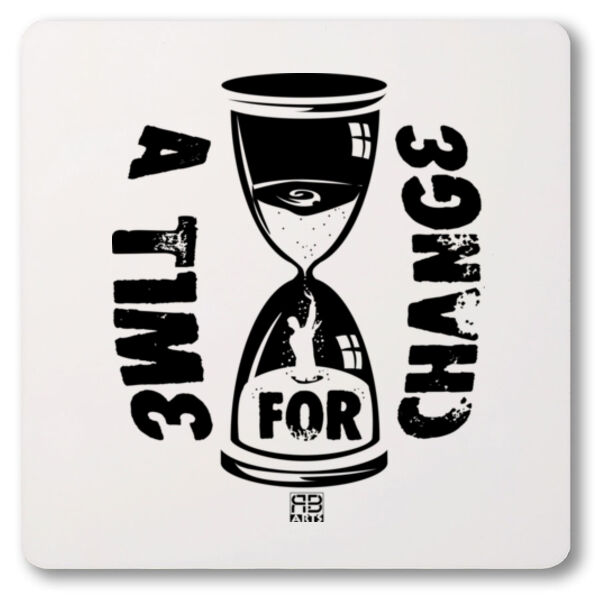 Hourglass Artwork Symbolizing Change - حان وقت التغيير) عمل فني على شكل ساعة رملية يرمز إلى التغيير) Thumbnail